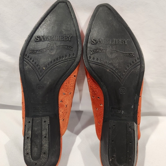 Sam & Libby Terracotta Suede Cutout Mules. Size 8.5 - Picture 9 of 9